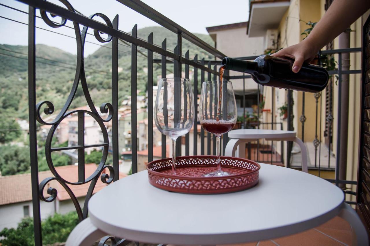 Le Sorelle - Casa Vacanze Pisciotta Exterior photo